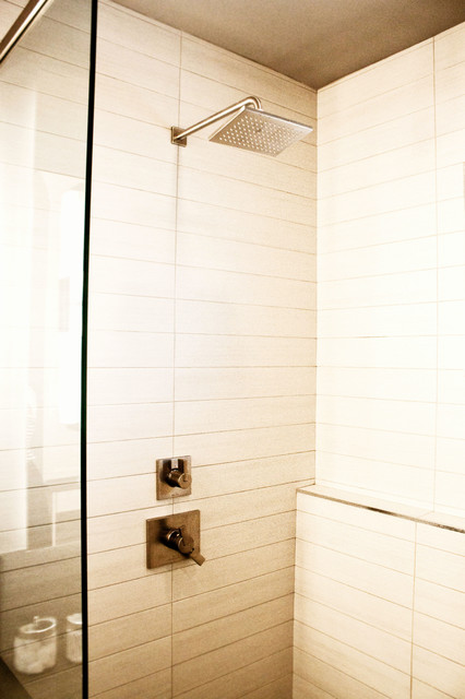 Briar Hill moderno-cuarto-de-bano