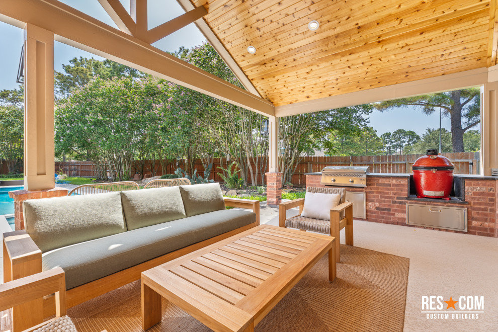 Cascading Brook - Outdoor Living