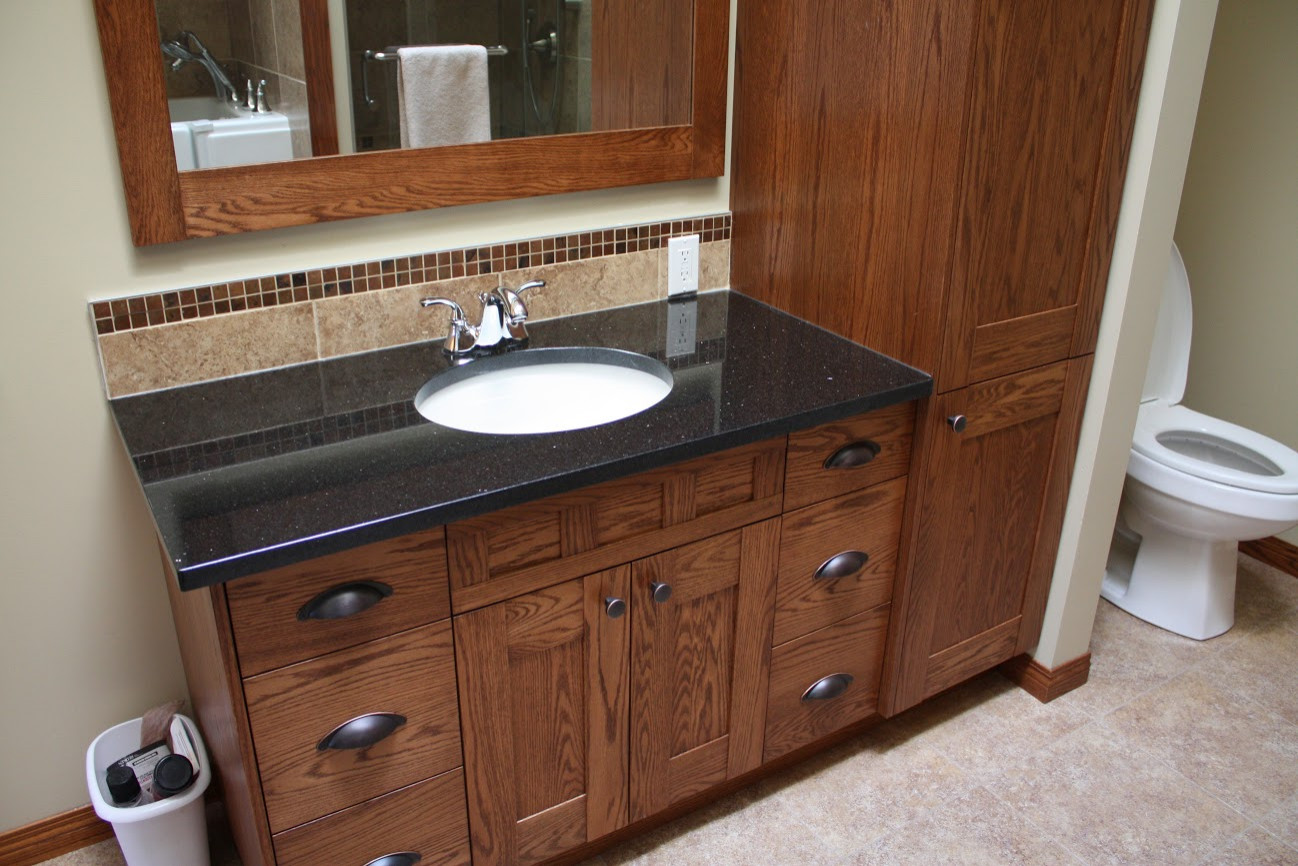 Natural Cabinet and Bathroom Design