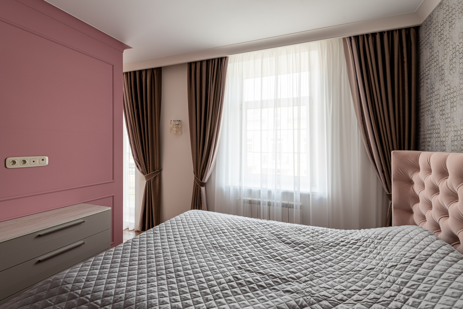 Шторы в таунхаусе