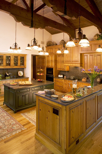 Hacienda I traditional-kitchen