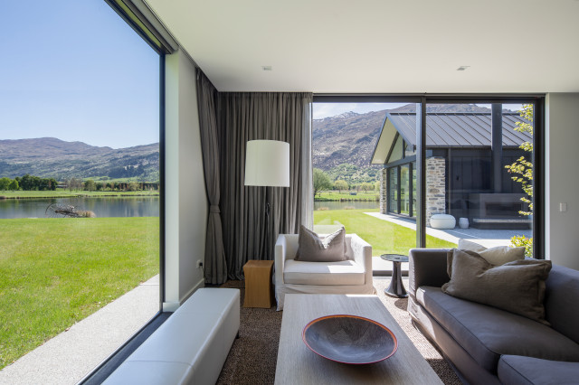 Malaghans living-room