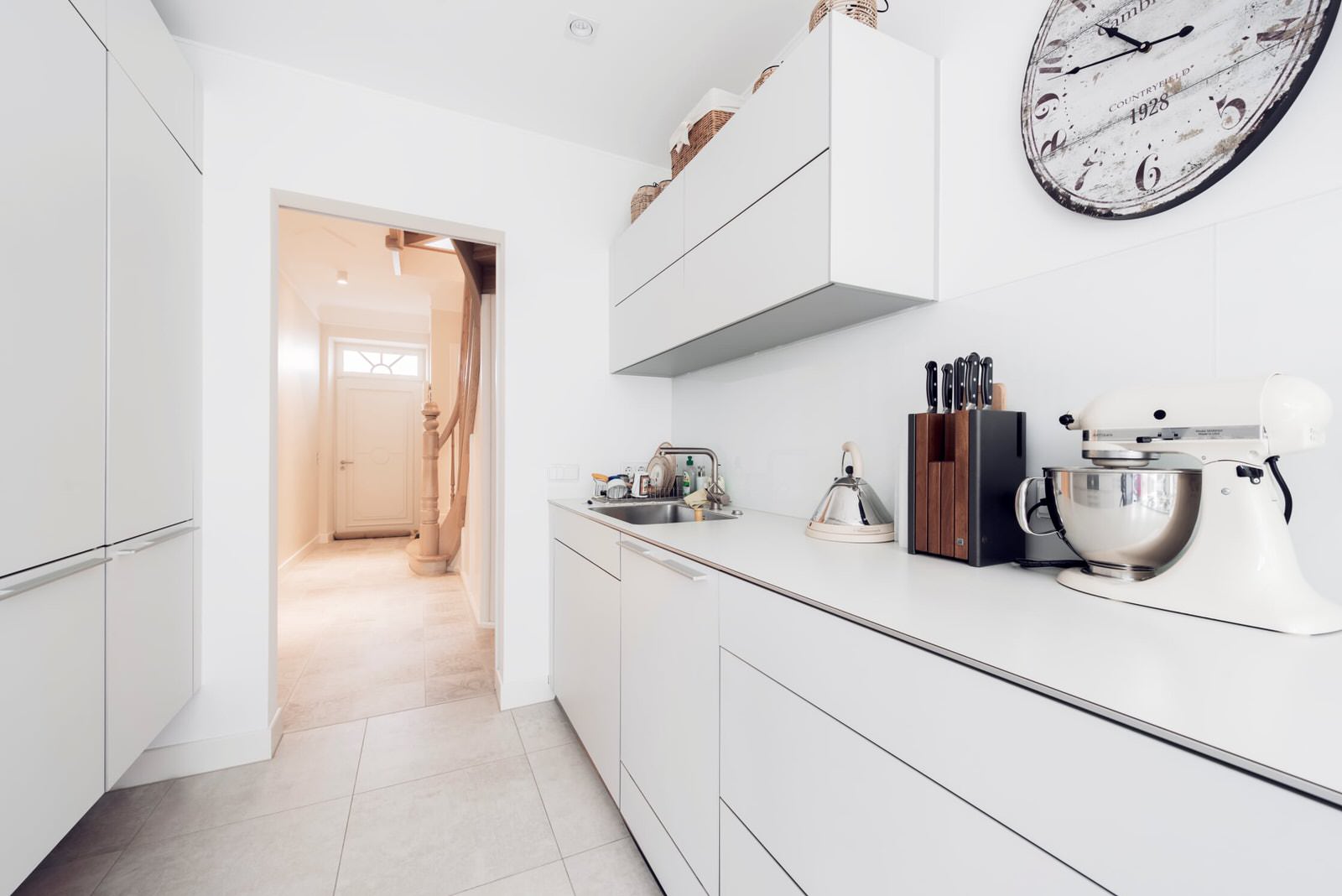 межкомнатные двери в белом цвете