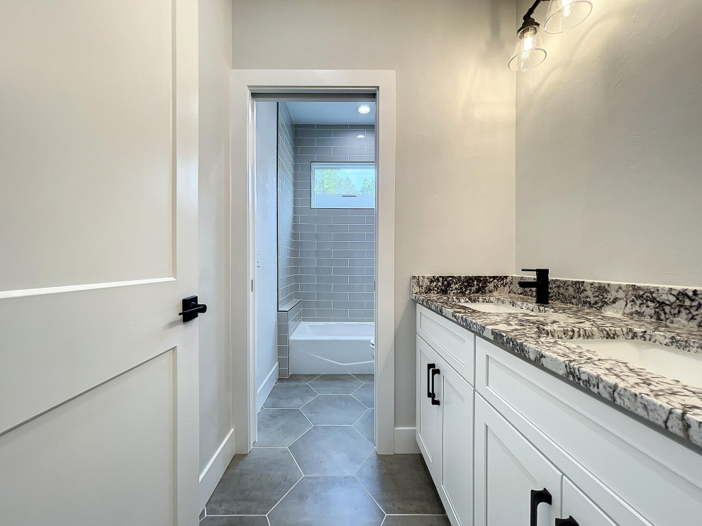 New Home - The Sanchez Model - 2007