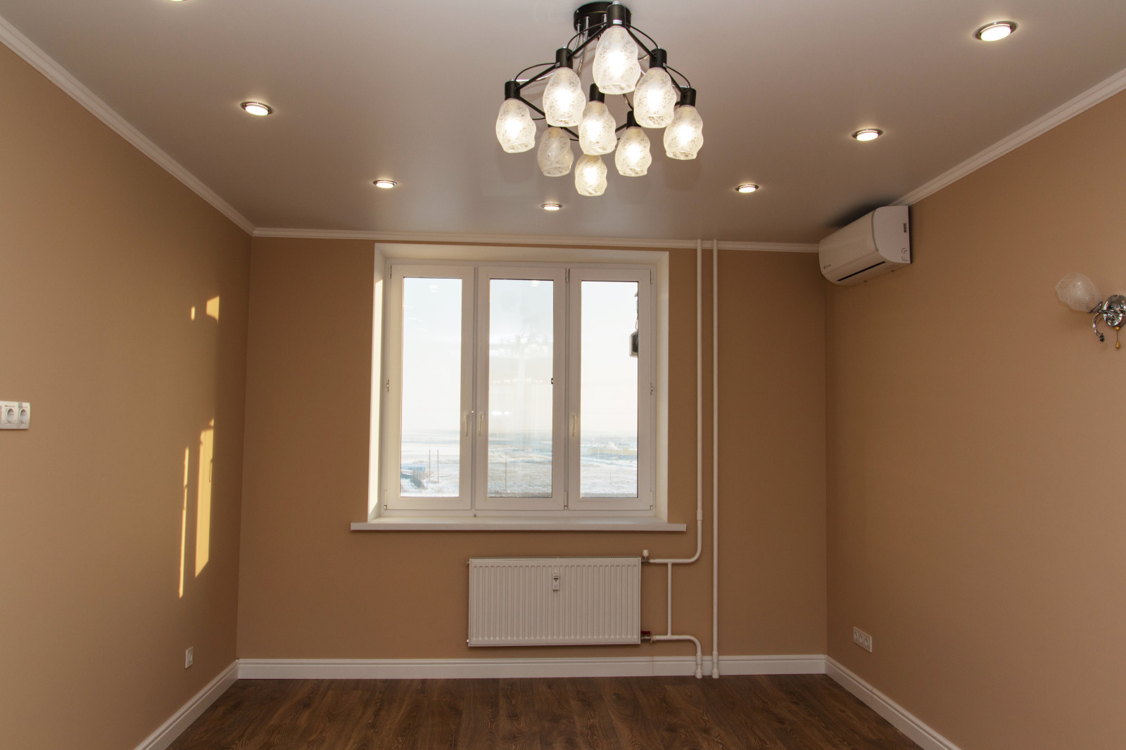 г. Тюмень, ул. Чаркова 81