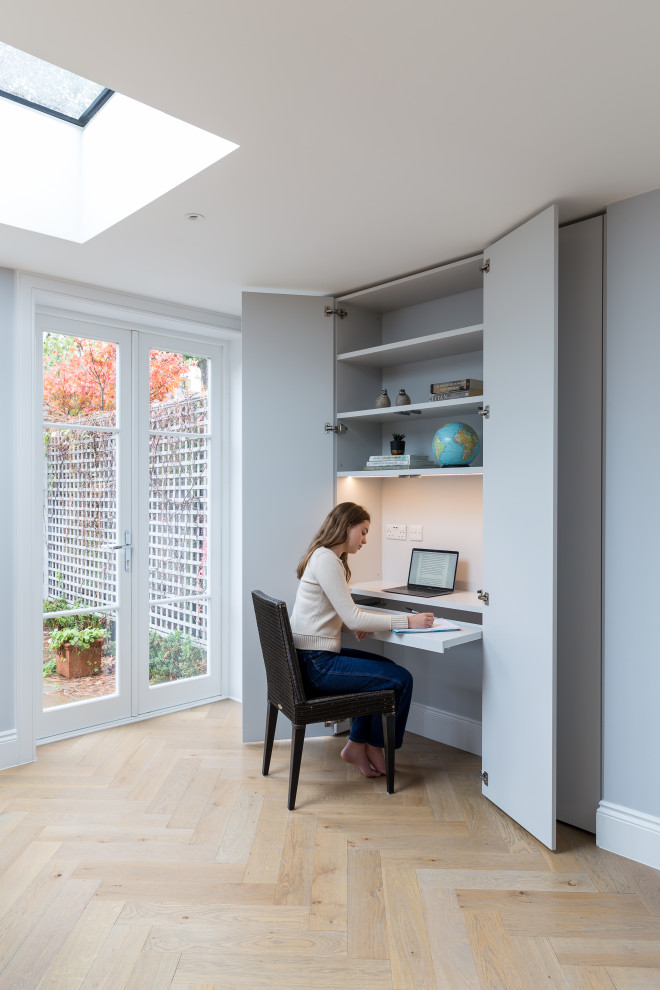 Simply Sleek - Contemporary - Home Office - London - by Sola Kitchens