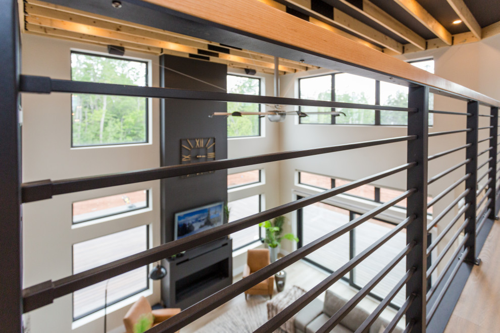 Full Space Contemporary