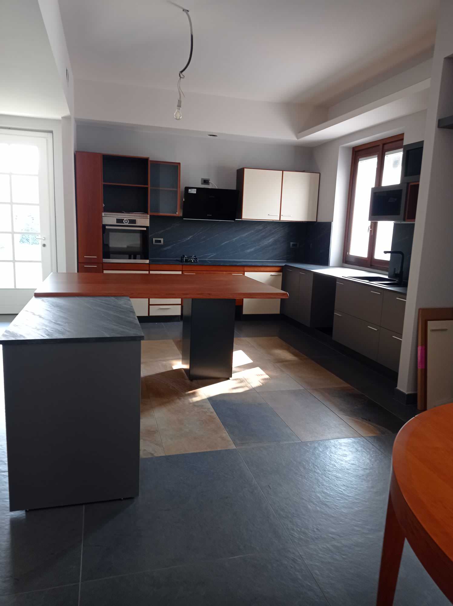 STUDIO   ZONA CUCINA