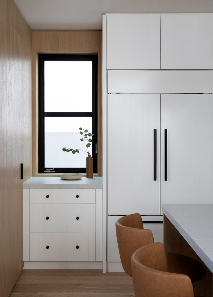 Kitchen - kitchen idea in Orange County