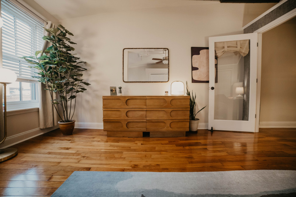 The Sloped Sanctuary - Old City