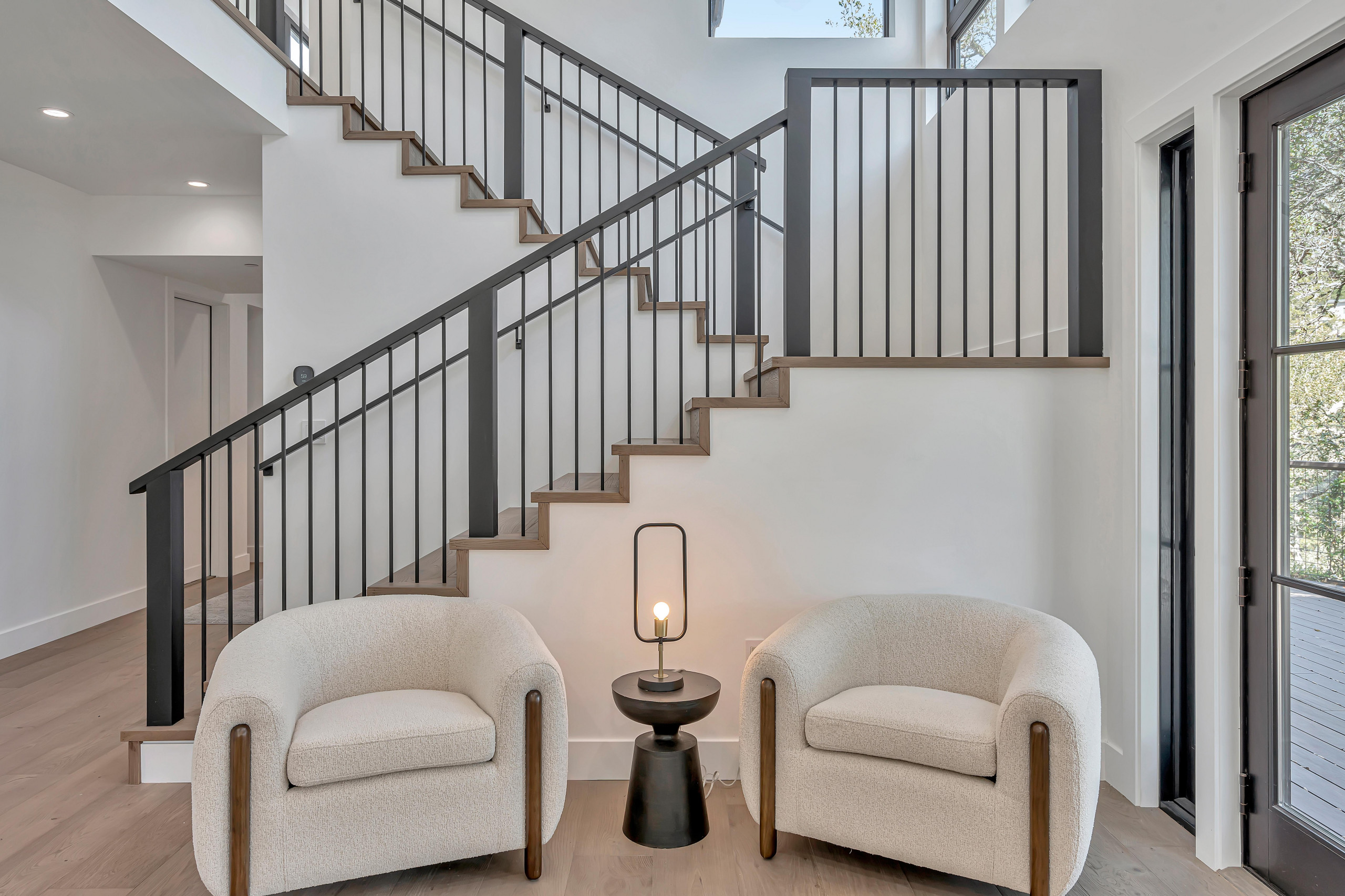 HOME STAGING