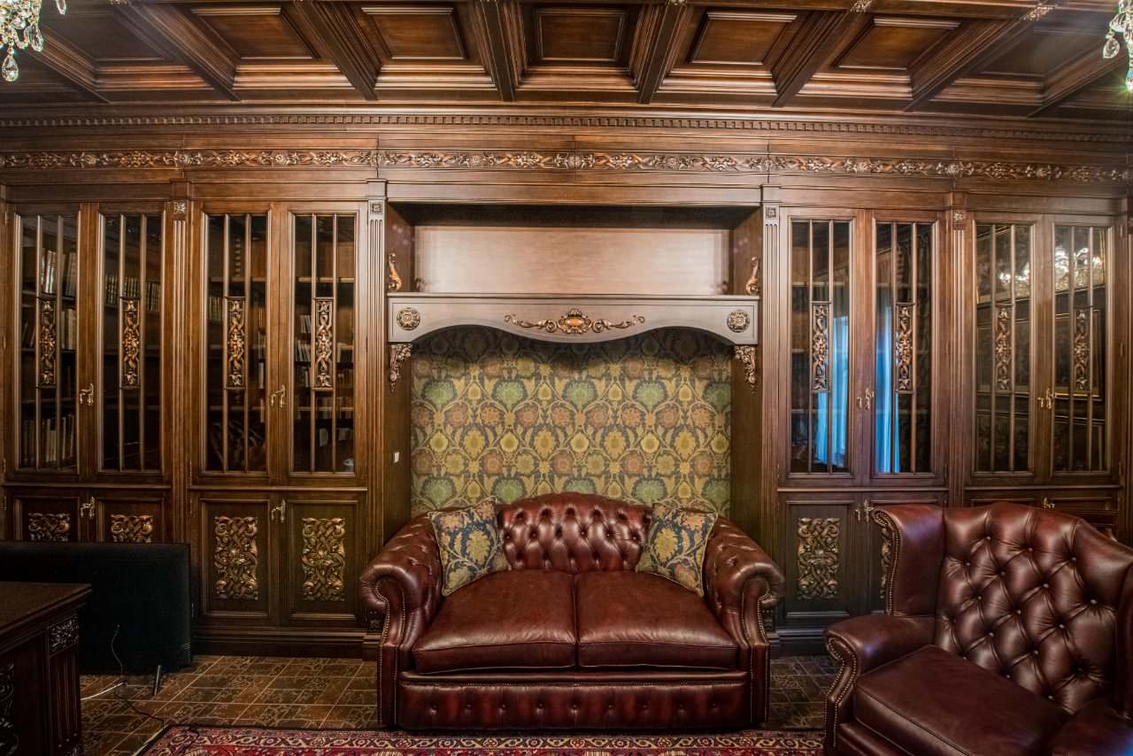 Интерьер в стиле средневекового замка