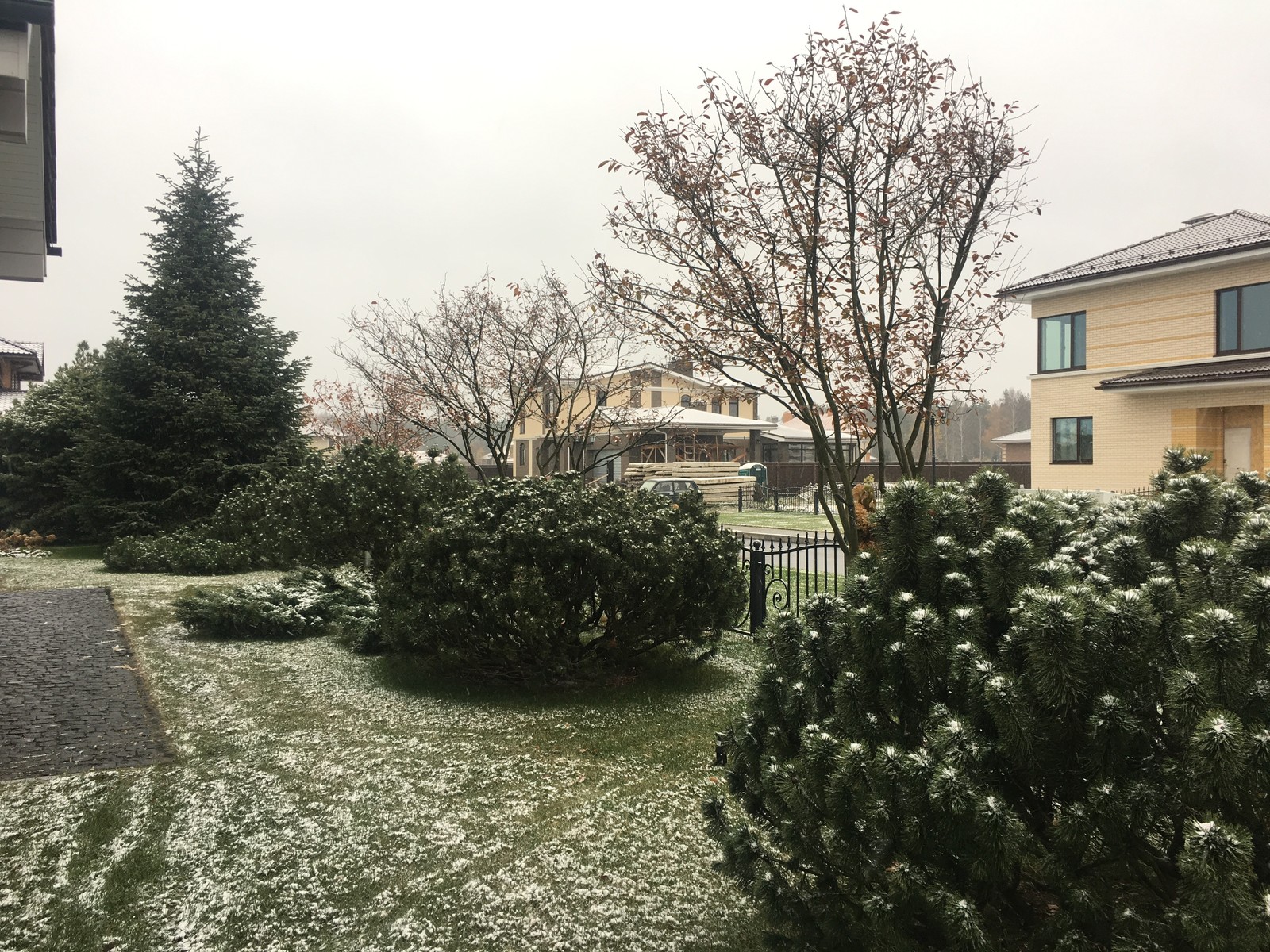 КП Снегири "Сад в пейзажном стиле" 50 соток