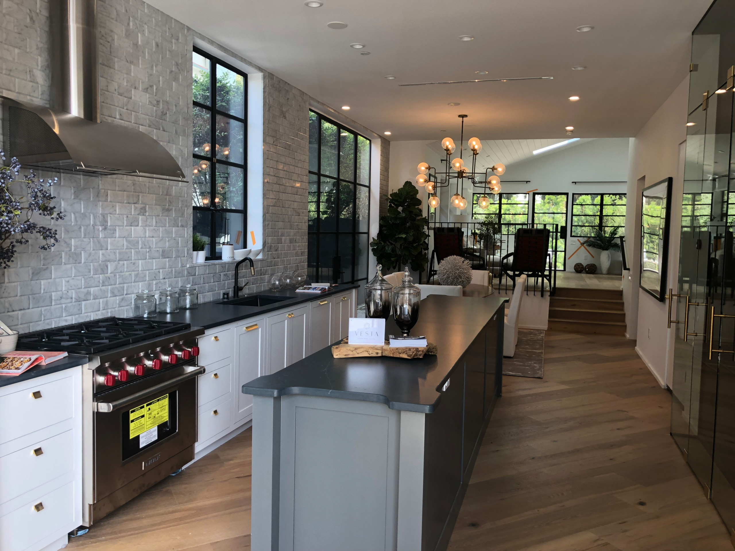 Amoroso new modern House