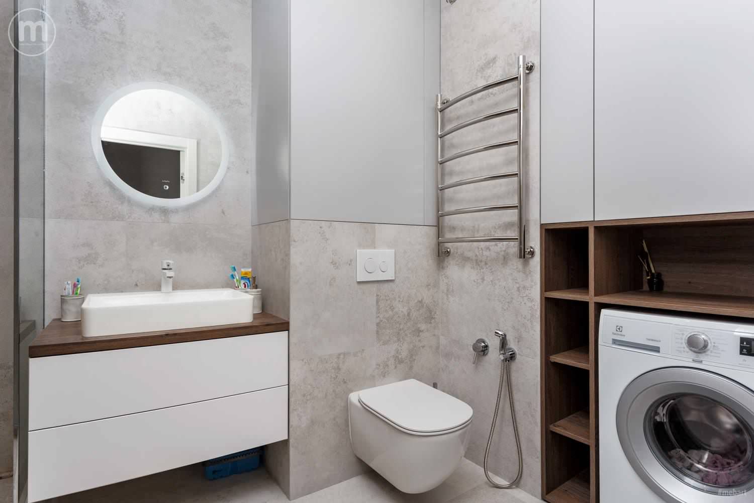 Светлая ванная комната