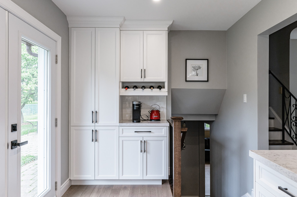 Home design - transitional home design idea