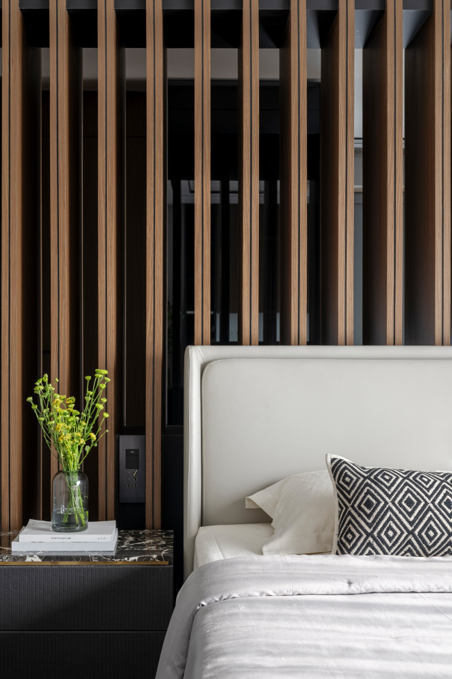 Contemporary bedroom in Mumbai.