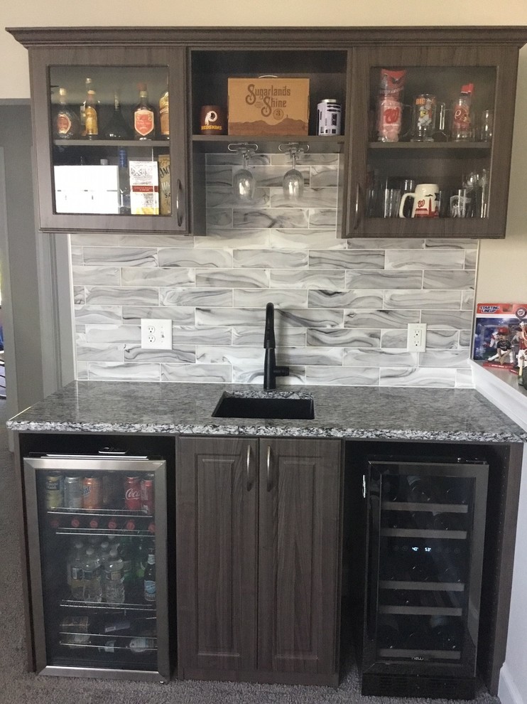 Transitional kitchen photo in Raleigh