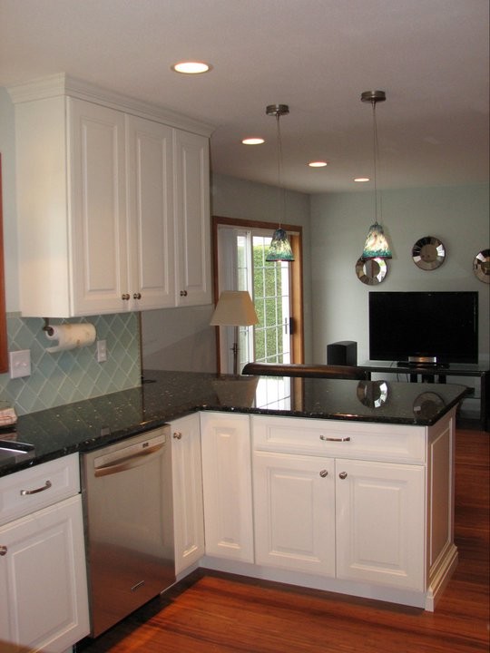 Example of a transitional kitchen design in Seattle