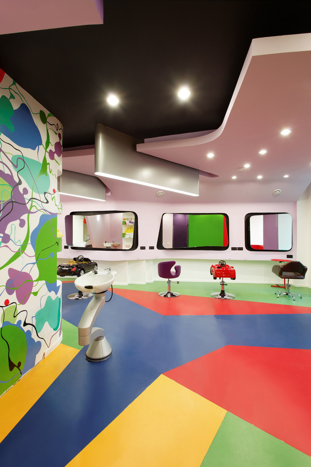 Детский салон красоты