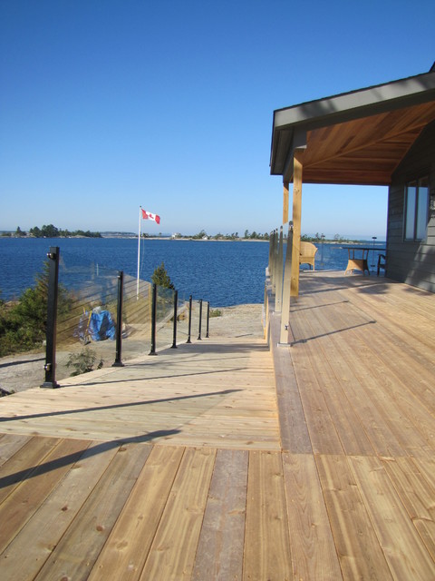 Large waterfront cottage decks deck