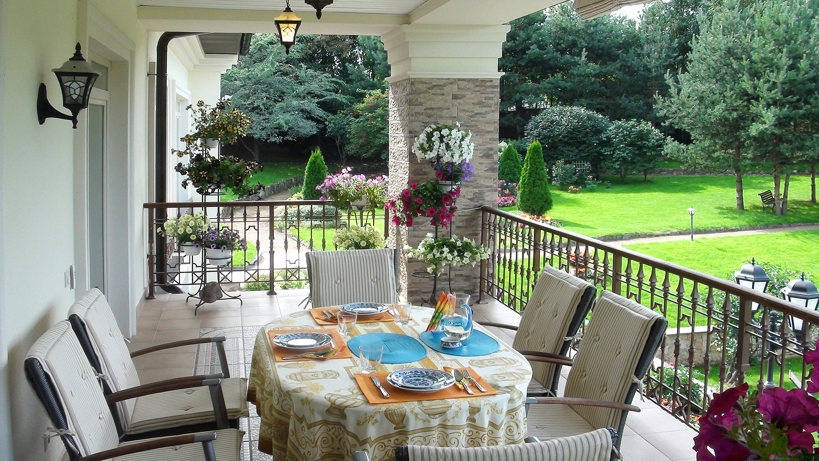 Дизайн загородного дома (850 м2) в классическом стиле