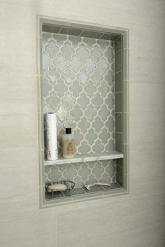 Kitchen - transitional kitchen idea in St Louis