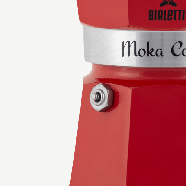 Cuphuzz Bialetti Red 3 Cup Moka Express - Transitional - Coffee Makers - by ...