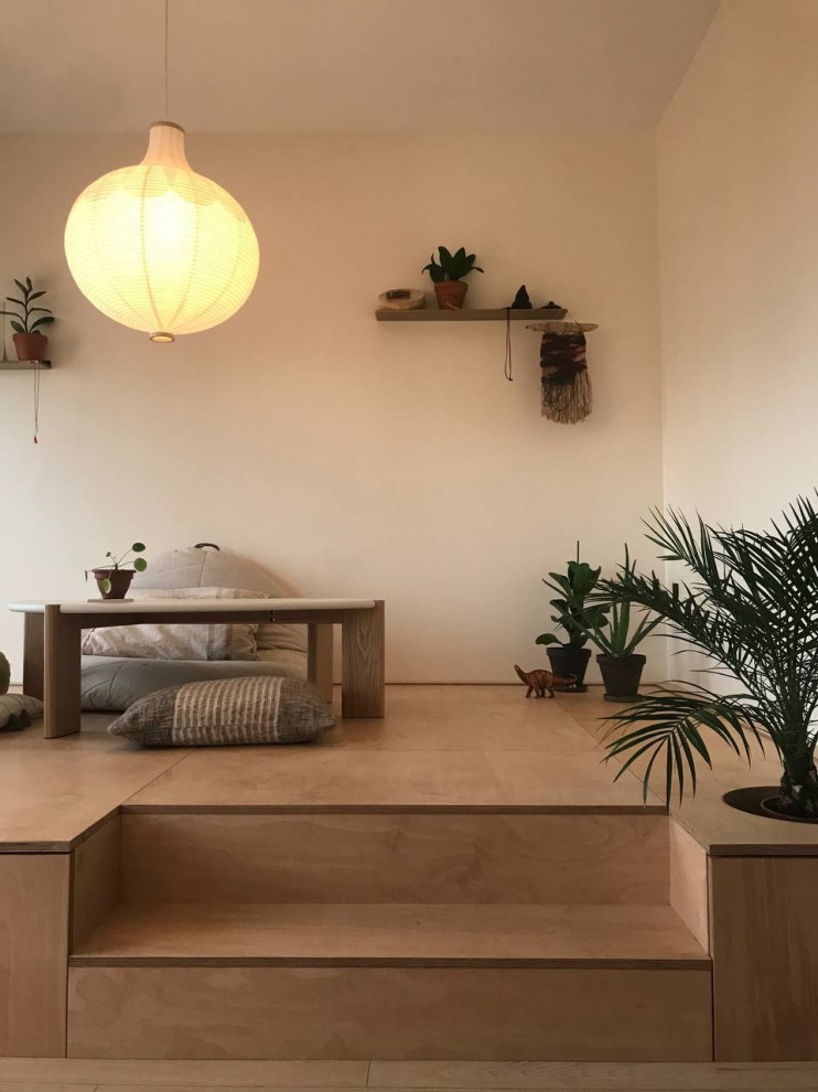 Кухня и топчан из фанеры