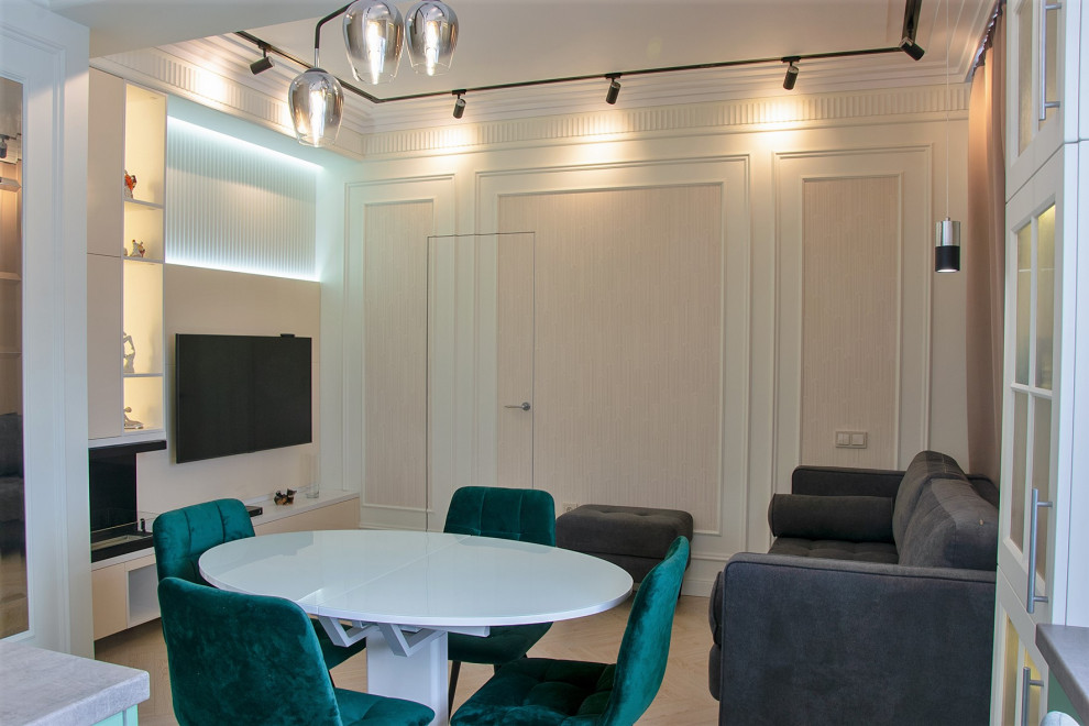 Реализованный проект кухни - гостиной площадью 18 м2.