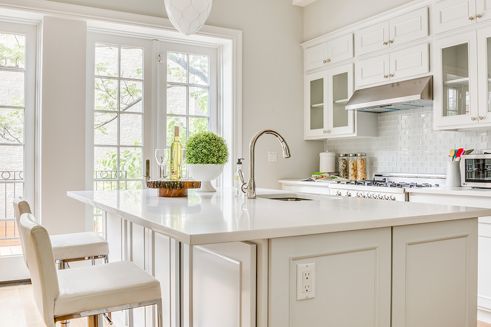 Transitional kitchen photo in New York