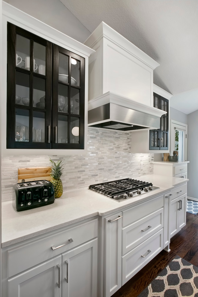 Inspiration for a transitional kitchen remodel in Minneapolis