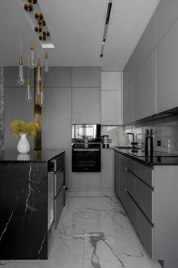 Реализация мебели на ул. Белинского