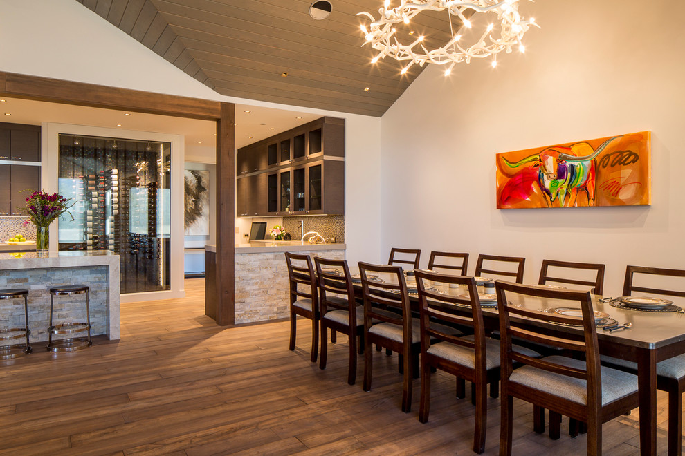 Dining room - transitional dining room idea in Jackson