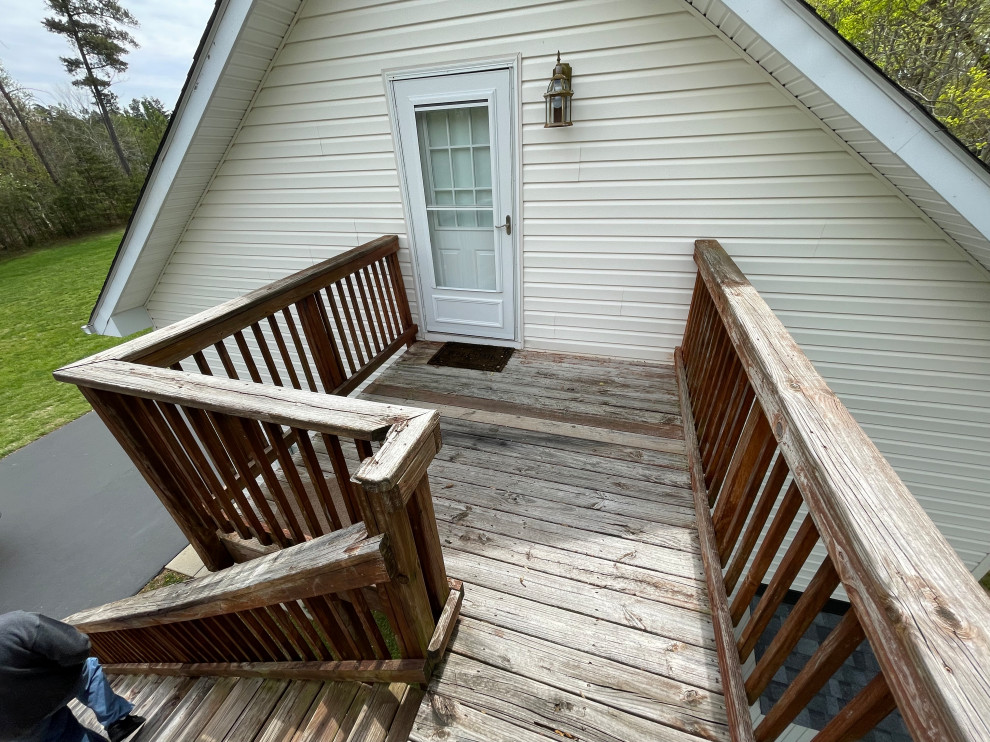 High elevation deck