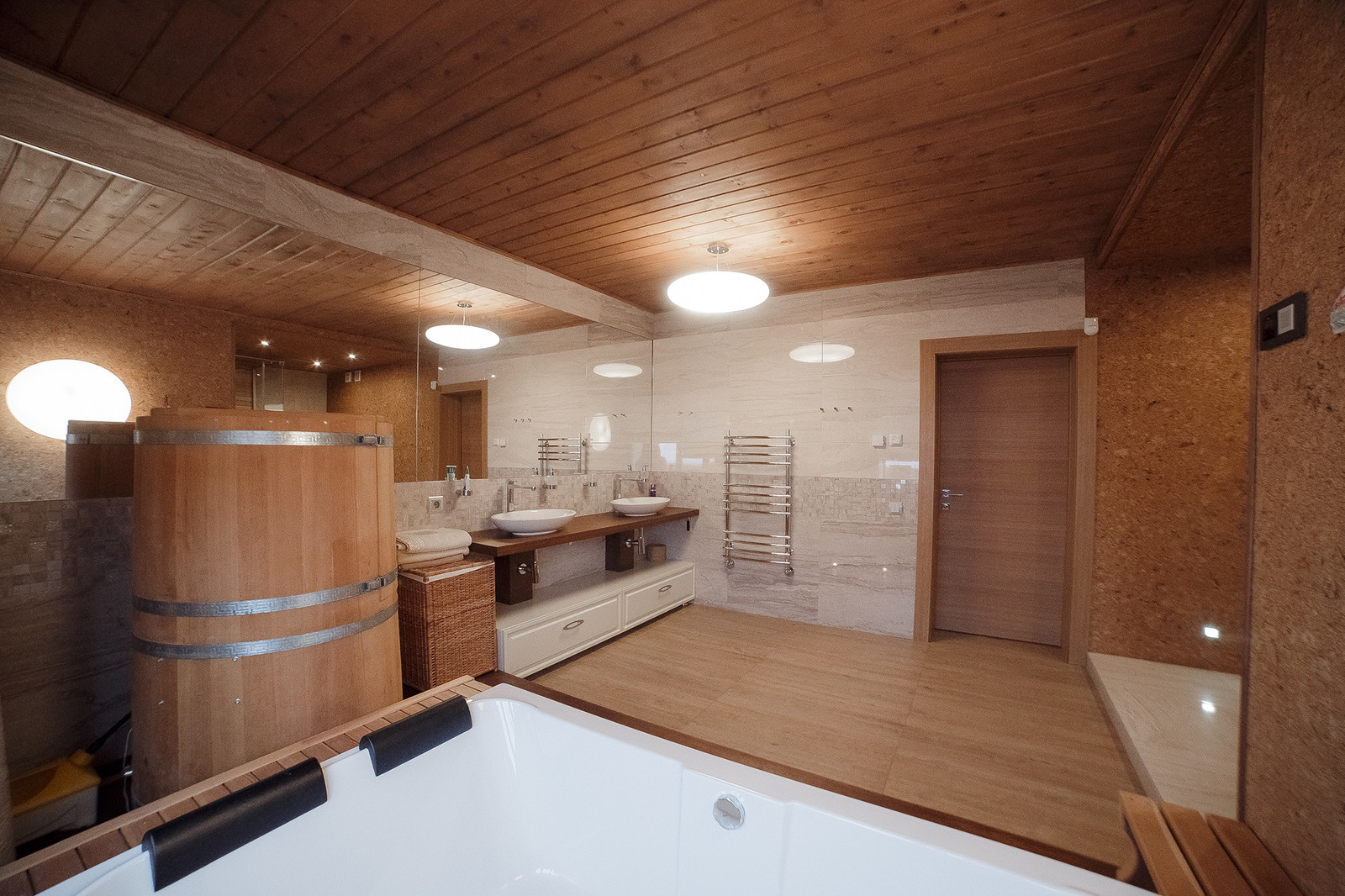 Интерьер коттеджа  300 кв. м   на Танковомкольце