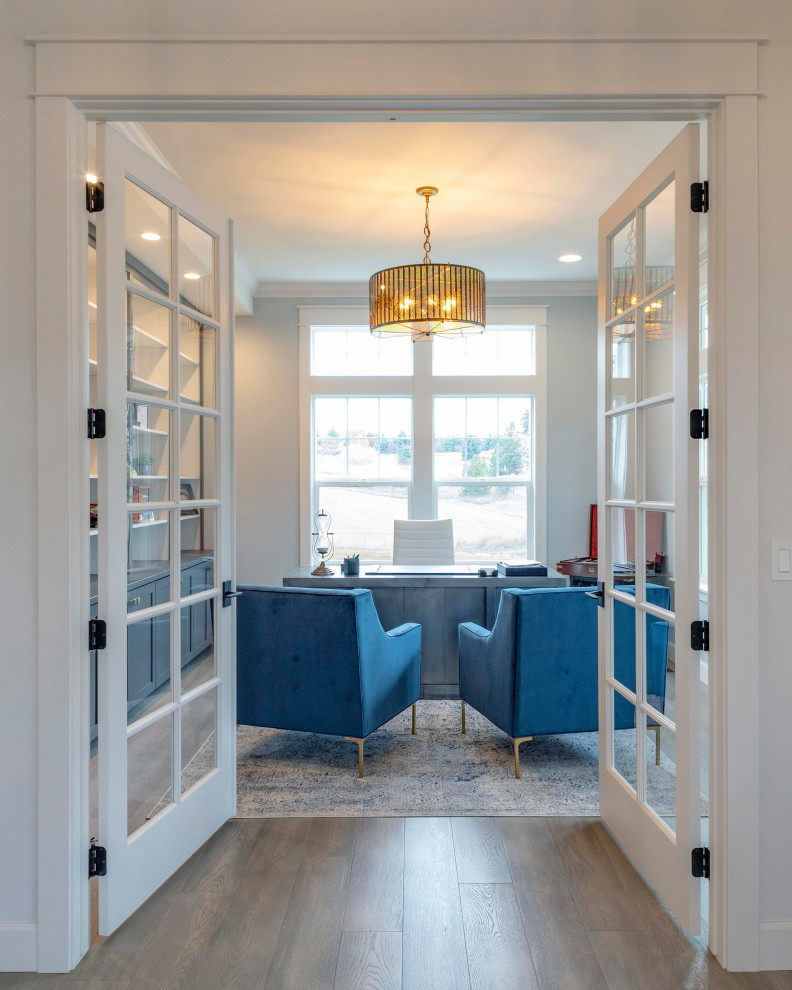 Transitional home office photo in Seattle