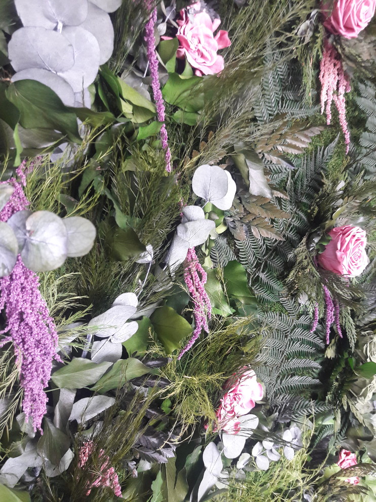 Панно из стабилизированного мха "Сиреневое настроение"