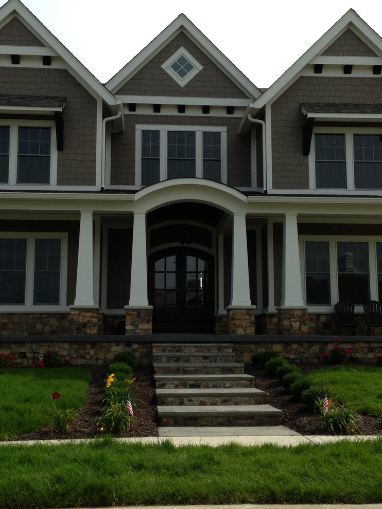 This is an example of a large arts and crafts exterior in Indianapolis.