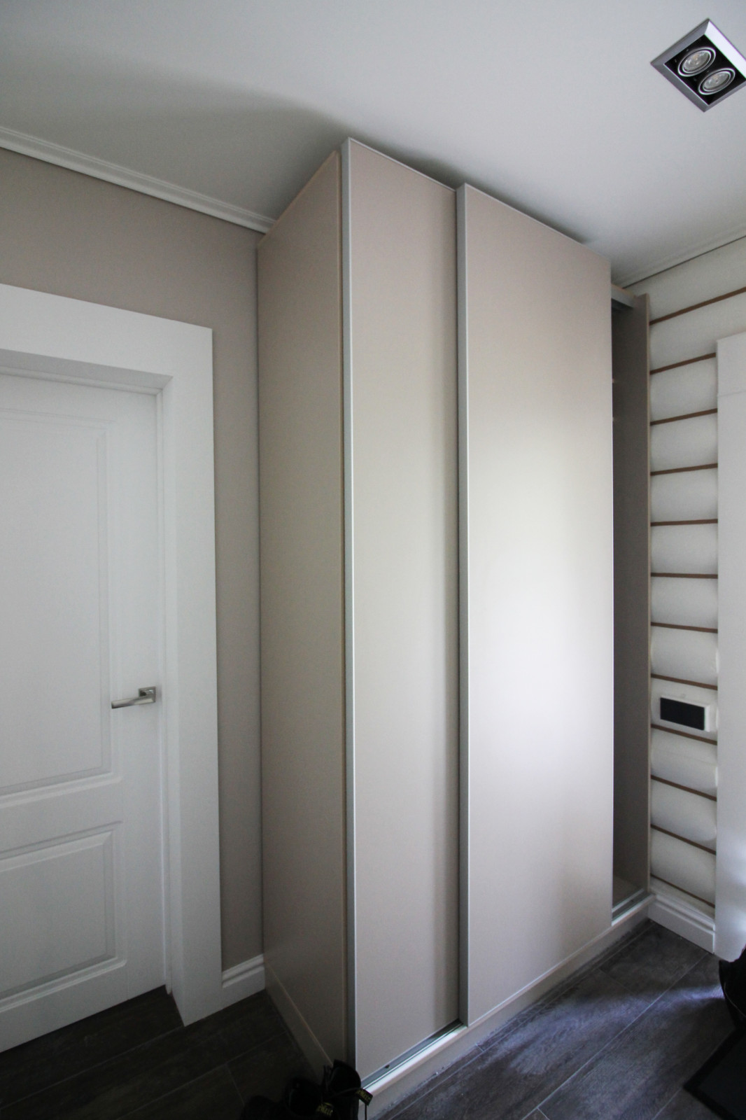 Срубовой коттедж 38 в п.Рощино, Ленинградская обл. Царство-Королевство