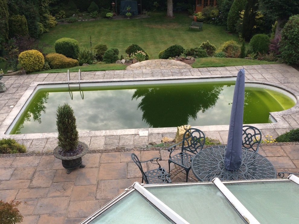 Traditional pool in Surrey.