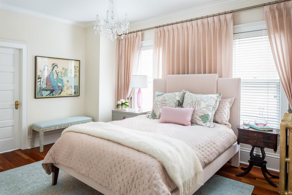 Inspiration for a mid-sized transitional master bedroom remodel in Minneapolis