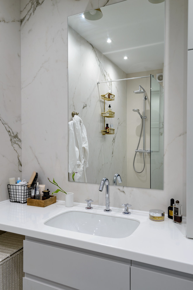 Современная квартира на Декабристов