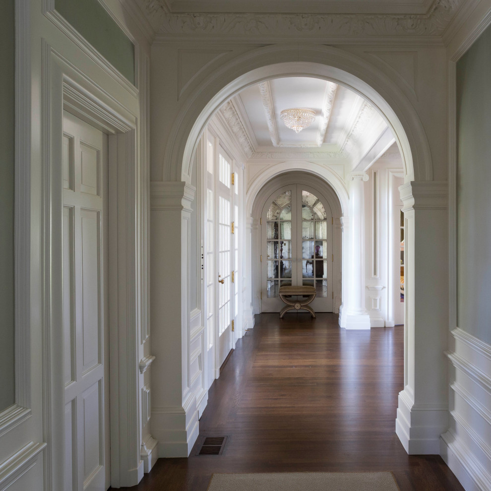 Example of a classic hallway design in San Francisco
