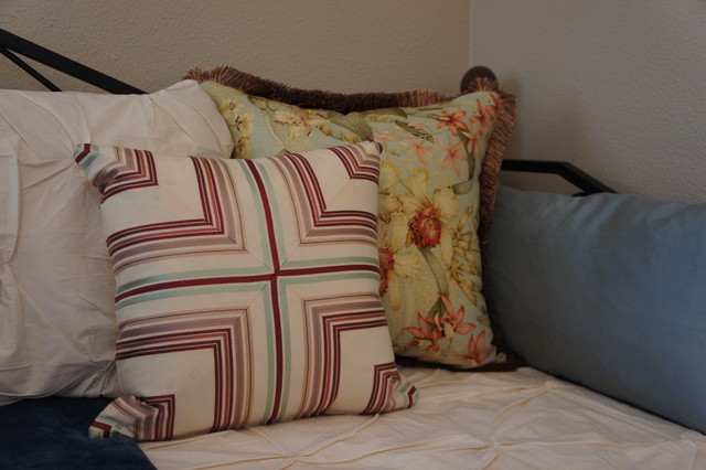 Tanamera Condo klassisch-schlafzimmer