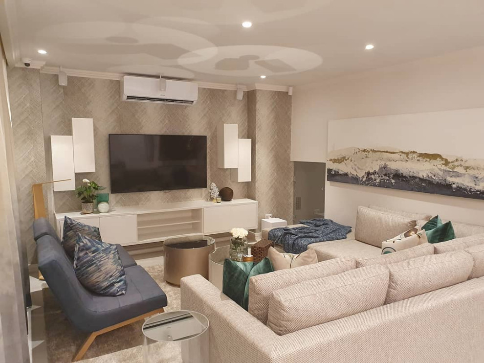 Design ideas for a modern living room in Delhi.