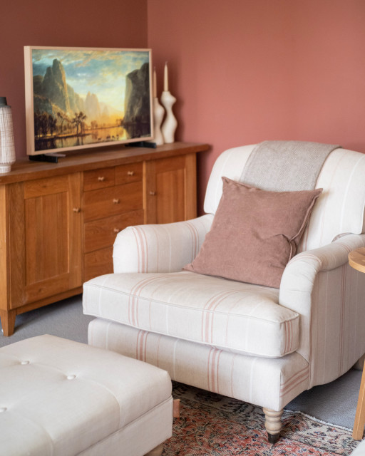 Esslemont modern-living-room