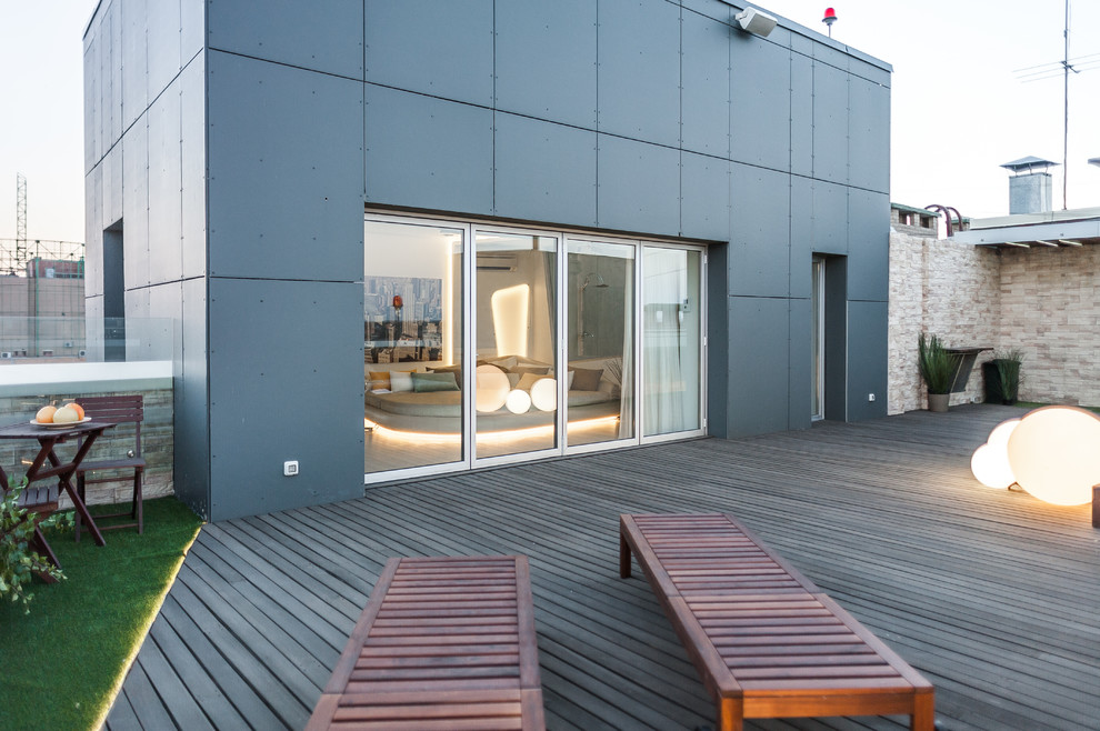 Светлый hi-tech