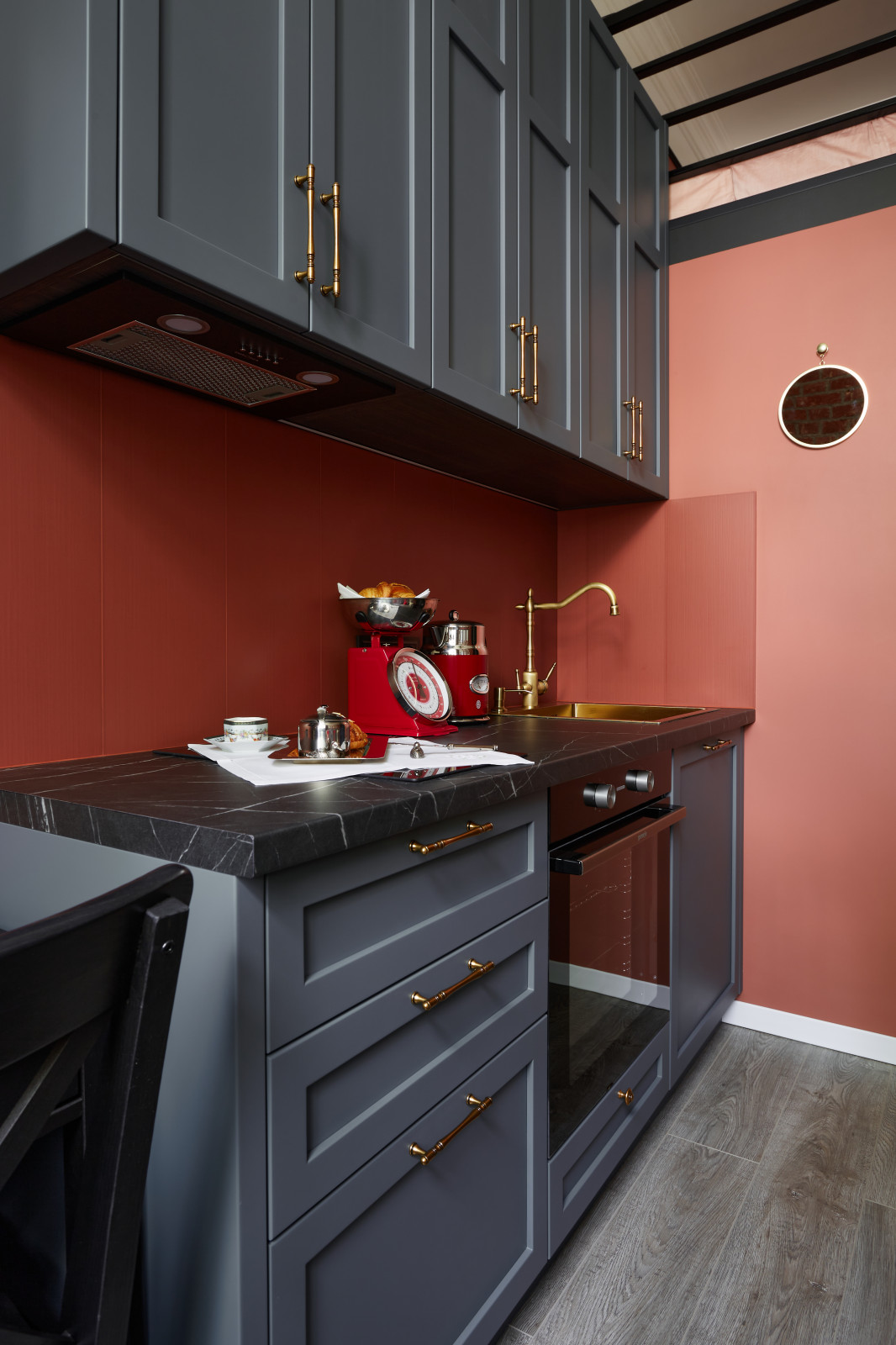 Студия со вторым уровнем