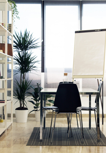 Lo Studio contemporary-home-office